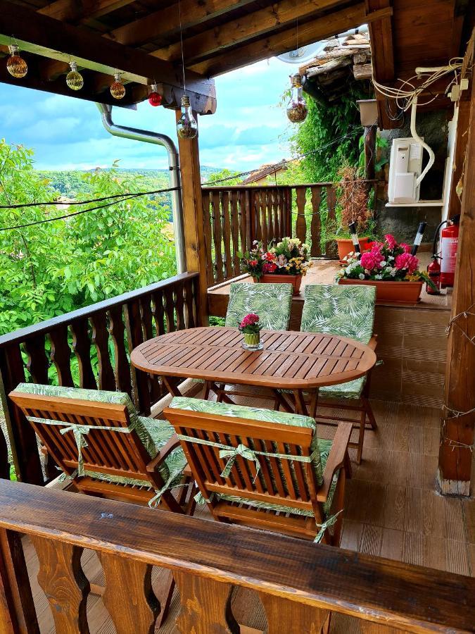 Arts Guest House -Beautiful Villa For 6 Persons Veliko Tarnovo Exterior photo